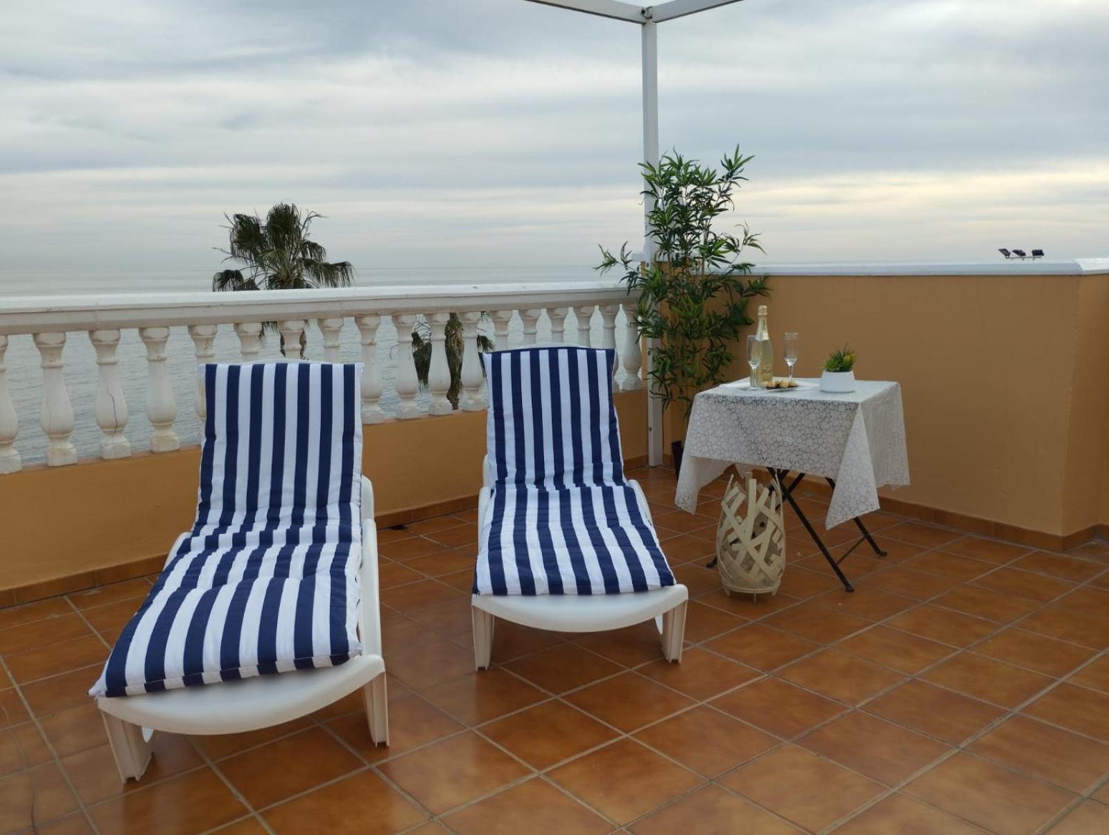 Apartamentos Playacala La Cala Del Moral Exterior foto